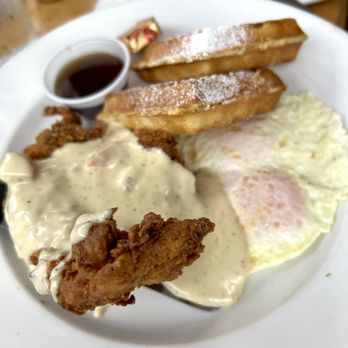 Memphis Cafe - Buttermilk Fried Chicken & Waffles - Southern Near Me - Costa Mesa, California
