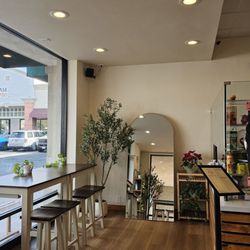 Atra Cafe - Cute shop