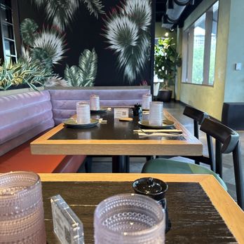 PLANTA Queen Coconut Grove - Sushi Bars Near Me - Coconut Grove, Florida