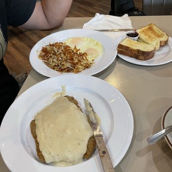 The Wagon Wheel Diner - Chicken Fried Steak - Diners Near Me - St. George, Utah The Wagon Wheel Diner - Chicken Fried Steak - Diners Near Me - St. George, Utah