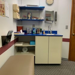 Careplus Medical Center - Exam room