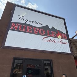 Taqueria Nuevo Leon - Outside