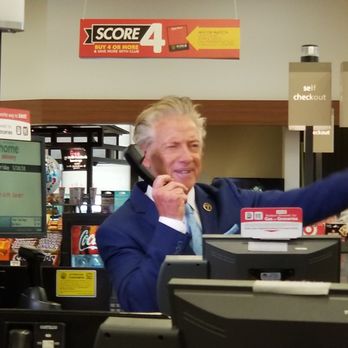 Vons - Dallas Raines making a commercial ... pretty cool - Grocery Near Me - Pasadena, California