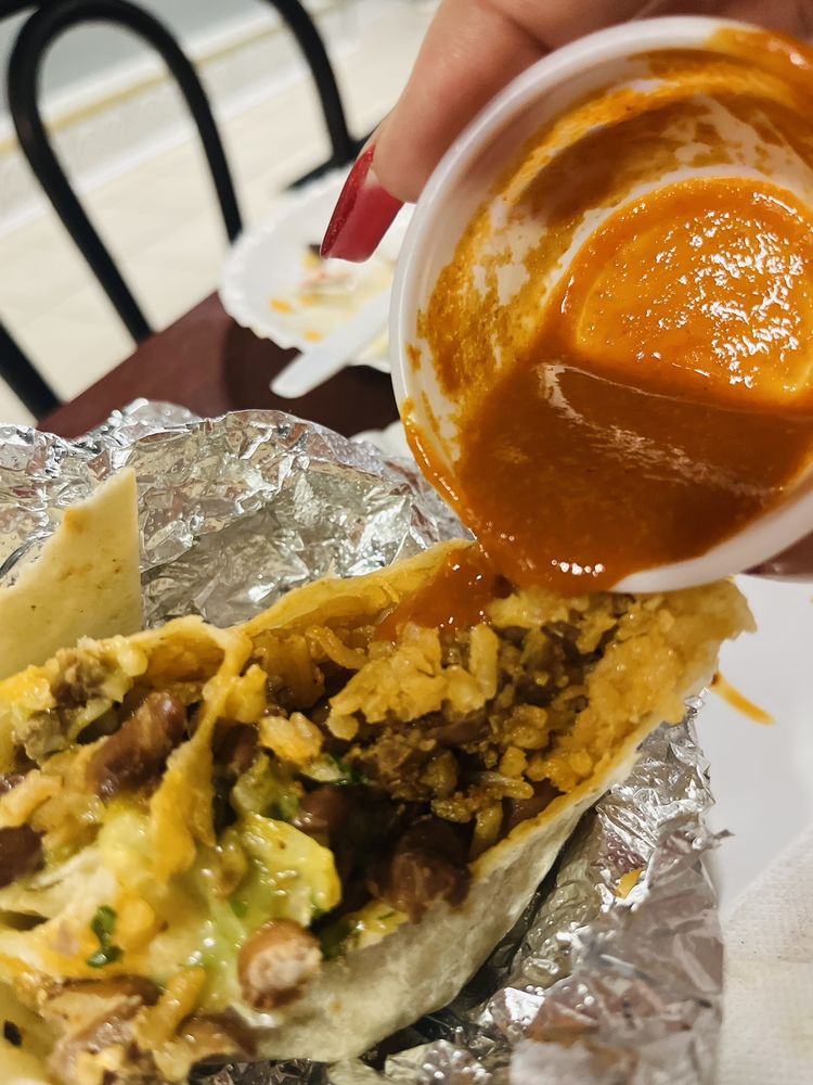 GUAU TACOS Updated July 2024 5619 22nd Ave, Kenosha, Wisconsin