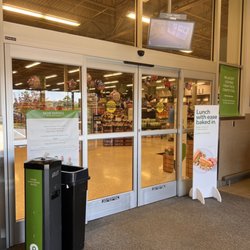 Publix Super Markets - Entrance