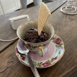 Uncommon Cups and Cones - Zoreo ice cream