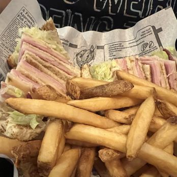 Vito's Pizza Bar & Grill - Italian Near Me - Amherst, Virginia Vito's Pizza Bar & Grill - Italian Near Me - Amherst, Virginia
