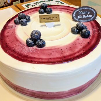 Tous Les Jours - Blueberry Yogurt Cake - Bakeries Near Me - Dublin, California Tous Les Jours - Blueberry Yogurt Cake - Bakeries Near Me - Dublin, California