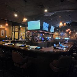 Goldfinger's Bar & Grill