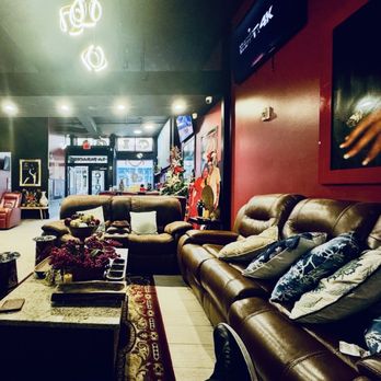 La Faraona Cigars - Tobacco Shops Near Me - Tampa, Florida La Faraona Cigars - Tobacco Shops Near Me - Tampa, Florida