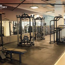 Form Factory Harfa