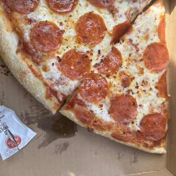 Pizza Show - SLICE OF PIZZA SHOW - Pizza Near Me - Hawthorne, California