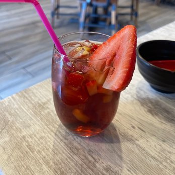 Pholicious - Red wine sangria - Vietnamese Near Me - Bloomingdale, Illinois