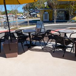 Kahwa Coffee - Outdoor seating area