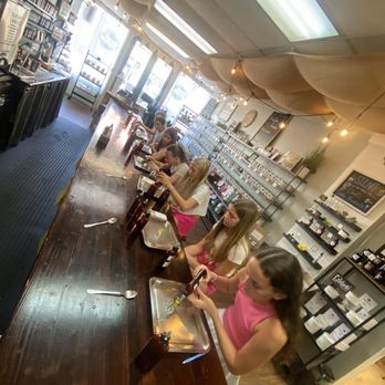 Petals & Wicks - Arts & Crafts Near Me - Hamilton, Ohio