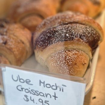 Cloverleaf Coffee & Bakery - Desserts Near Me - Temple City, California