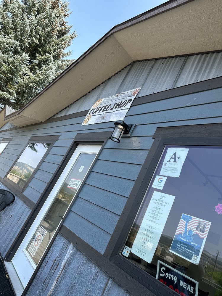 CAFE UTOPIA Updated October 2024 19 Photos 3472 Hwy 2 W