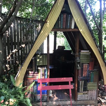 Old Fox Books - Book tent - Coffee & Tea Near Me - Annapolis, Maryland