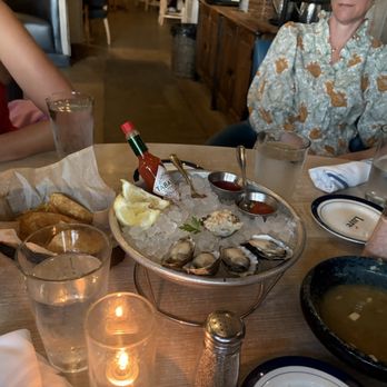 Lure Fish House - Santa Barbara oysters were superb - Seafood Near Me - Santa Barbara, California Lure Fish House - Santa Barbara oysters were superb - Seafood Near Me - Santa Barbara, California