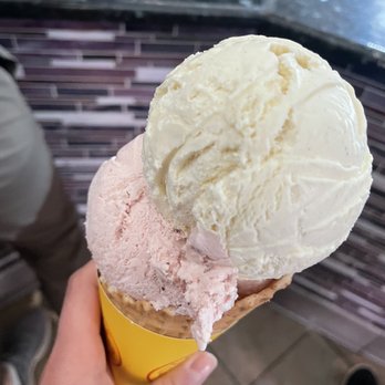 Lappert's Ice Cream - Waffle cone - Ice Cream & Frozen Yogurt Near Me - Sausalito, California