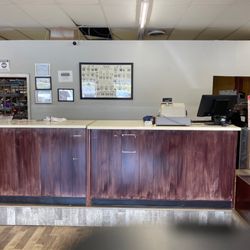 Brooks Lock & Key - Front desk