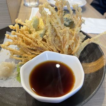 Akami Sushi - Vegetable tempura - Sushi Bars Near Me - Arcadia, California