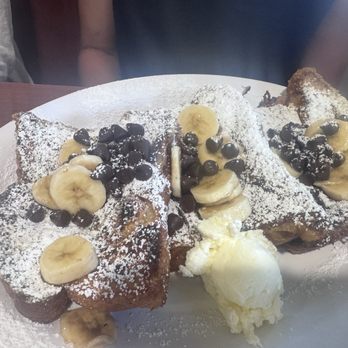 Eggs 'n Things - Hawaiian Sweet Bread French Toast - Breakfast & Brunch Near Me - Honolulu, Hawaii