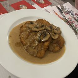 Pingsdorfer Hof - Wiener schnitzel Jager-art