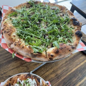 Plant Pizza - Truffle Portobello Pizza - Vegan Near Me - Cooper City, Florida Plant Pizza - Truffle Portobello Pizza - Vegan Near Me - Cooper City, Florida