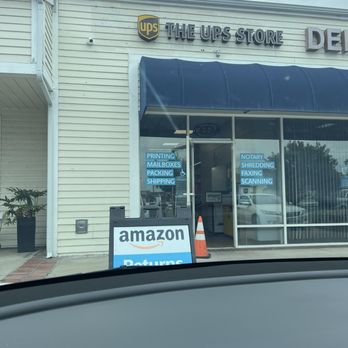 The UPS Store - Very good service, friendly and professional. Definitely my go to for UPS service. - Shipping Centers Near Me - Westminster, California The UPS Store - Very good service, friendly and professional. Definitely my go to for UPS service. - Shipping Centers Near Me - Westminster, California