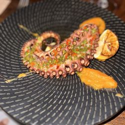 BAK' - Grilled octopus.