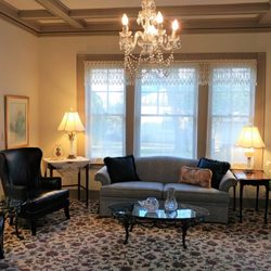 Magnolia House - Relax in the Living Room