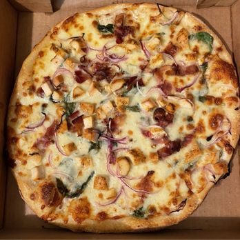 Island Time Pub - 12" Chicken Alfredo 4.24 Yummy - Pizza Near Me - Red Hook, Virgin Islands