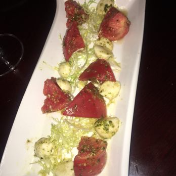Delta King - heirloom and mozzarella salad - Hotels Near Me - Sacramento, California