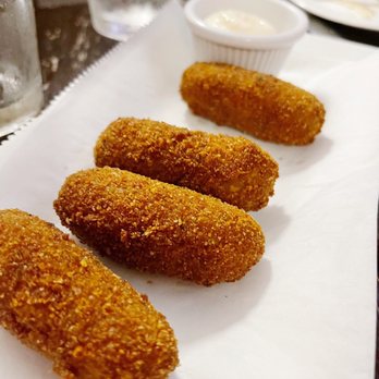 Rincon Escondido Tapas - Croquetas de Jamon Serrano - Spanish Near Me - Miami, Florida Rincon Escondido Tapas - Croquetas de Jamon Serrano - Spanish Near Me - Miami, Florida