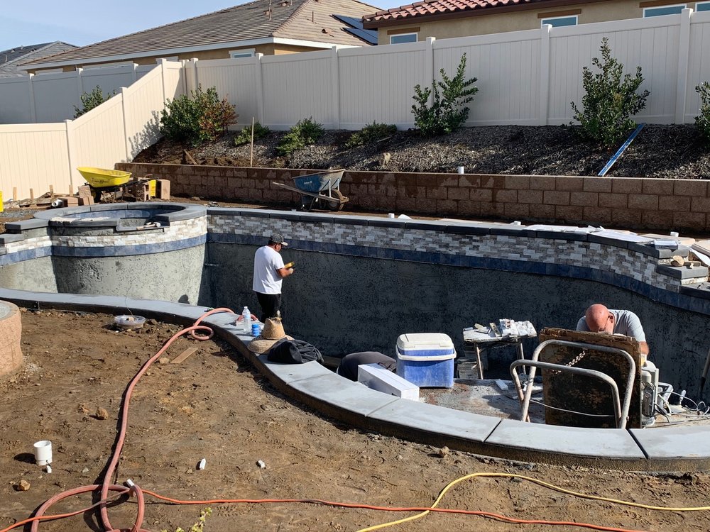 PHOENIX POOLS AND SPAS Updated September 2024 102 Photos & 33 Reviews 25135 Via Pantanosa