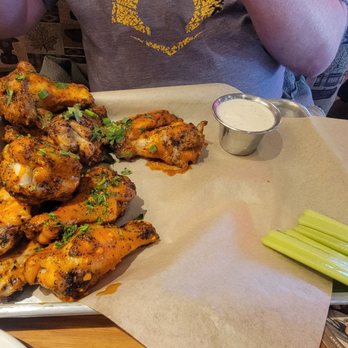Twin Peaks - Wings - New American Near Me - Reno, Nevada