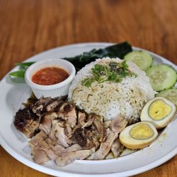 Ocha FTW Thai Cuisine - Kao kar moo