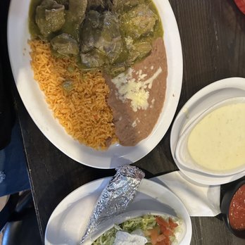 Lucianas Mexican Restaurant - Chile Verde - Mexican Near Me - Indianapolis, Indiana