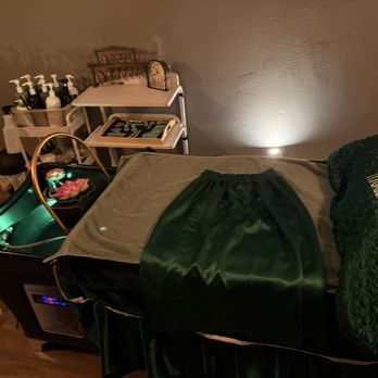 Green Bamboo Head Spa - Perfect place for a head spa! - Hair Salons Near Me - Houston, Texas