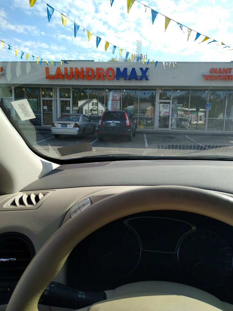 LAUNDROMAX Updated October 2024 445 S Willow St, Manchester, New