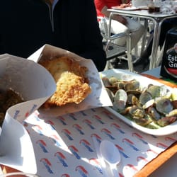 Cocemar - Almejas a la marinera, ortiguillas y tortitas de camarones