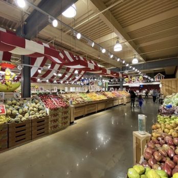 Stew Leonard’s - Paramus Park Mall - Grocery Near Me - Paramus, New Jersey Stew Leonard’s - Paramus Park Mall - Grocery Near Me - Paramus, New Jersey