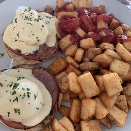 Eggs Benedict