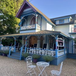 Narragansett House