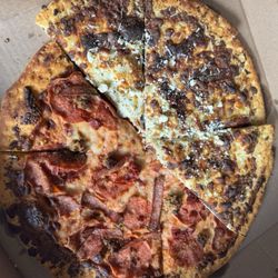 Machiavelli's - All three pizzas were burned and tasted dry and burned. Very disappointing