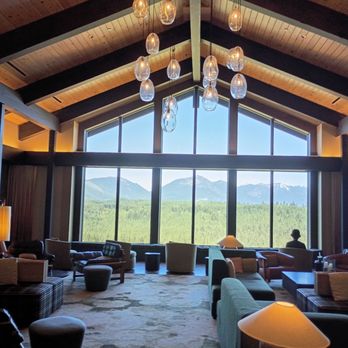 Suncadia Resort - Lobby view - Resorts Near Me - Cle Elum, Washington
