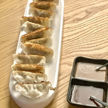 Q By Peter Chang - Pan Fried Shrimp Skirt Dumpling (4) - Chinese Near Me - Bethesda, Maryland