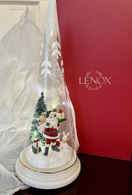 Lenox by null