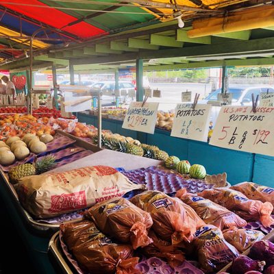 Sonoma Valley Fruit Basket by null